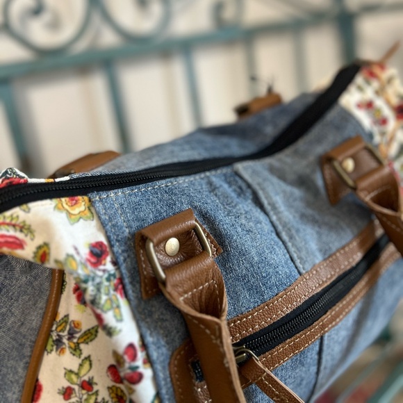 OBSESSED New Spring Floral Trend Denim Myra Bag Jean Tote satchel Frayed purse - Picture 11 of 14